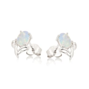 Clous d'oreilles avec opale blanche ovale d'Australie, argent rhodié 925, 7x5 mm
