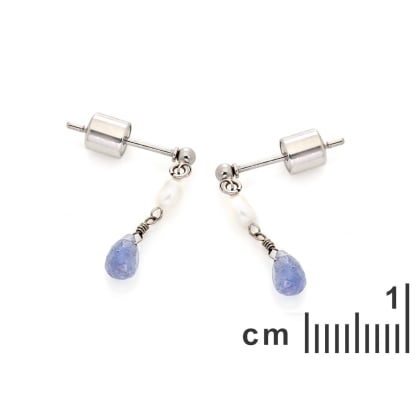 Tansanitohrhänger blau Tropfen natur mit Perlen, Edelstahl, 5x3 mm