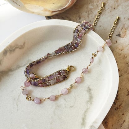 Bracelet avec lepidolite violette, acier inoxydable doré PVD, 15,5+3,5 cm