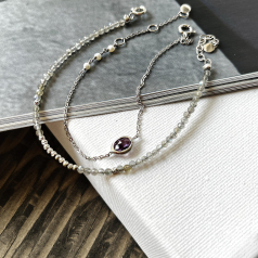 Oval purple amethyst...
