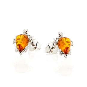 Drop cognac Baltic amber turtle stud earrings, rhodium-plated 925 silver, 5x7 mm