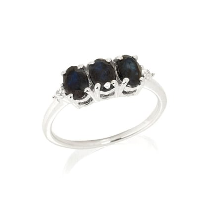 Natural oval blue sapphire ring, rhodium-plated 925 silver, 1.8x0.7 cm