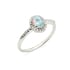 Ovale ring met opaal en zirkoniumoxide, in 925 gerhodineerd zilver