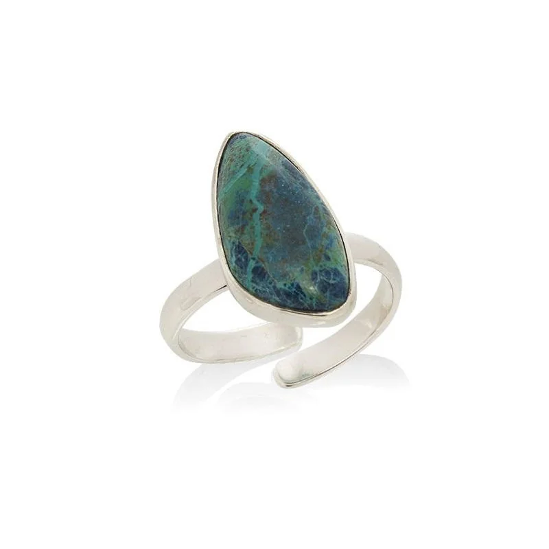 Ring with natural blue shattuckite, in rhodium silver 925