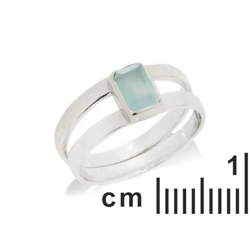 Ring with natural blue chalcedony, in 925 rhodium silver