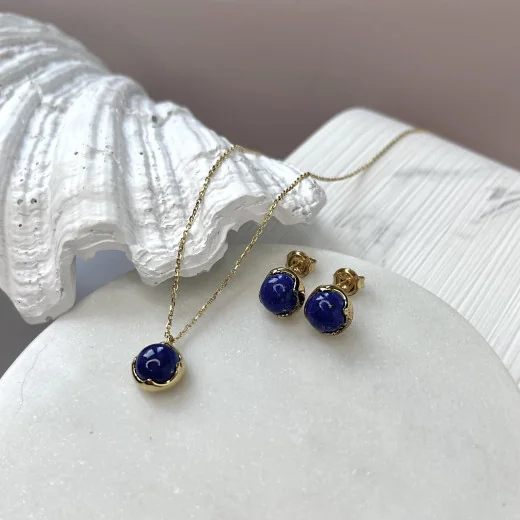 Necklace with round blue lapis lazuli, in 925 gold plated silver, length 42 + 3 cm