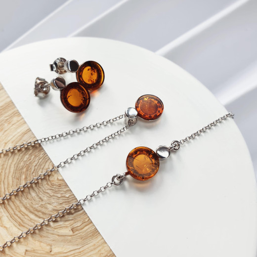 Bracelet with round cognac amber, in 925 rhodium silver, length 17+ 3 cm