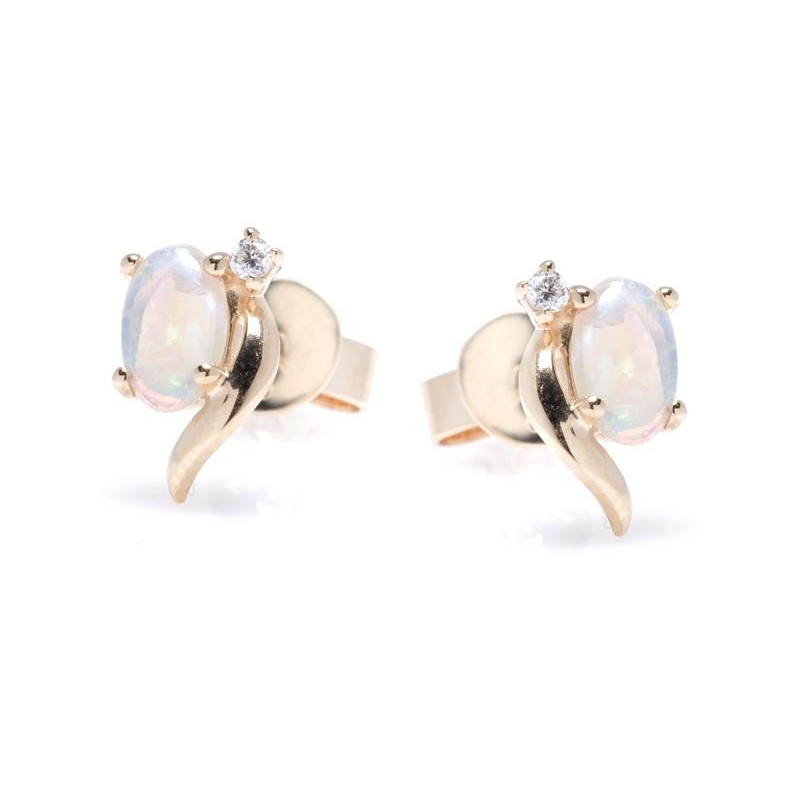 Orecchini con opale e diamanti, in oro 750