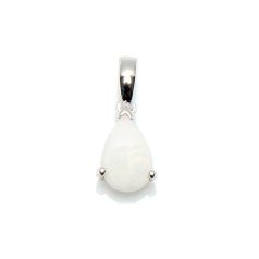 Pendentif avec opale...