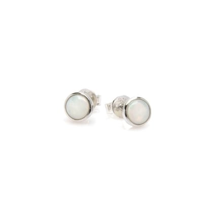 Orecchini a bottone con opale bianco naturale rotondo, in argento 925 rodiato