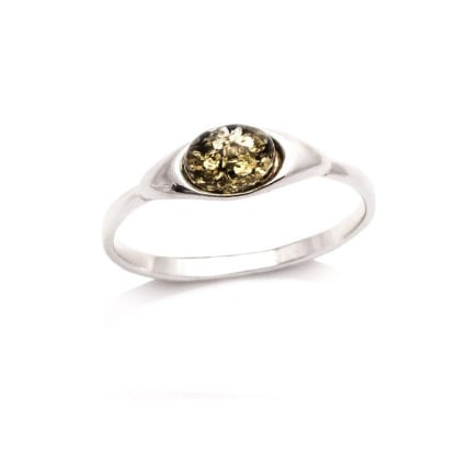 Ring mit natürlichem grünen Bernstein aus der Ostsee oval, aus rhodiniertem Silber 925