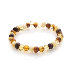 Armband met natuurlijk veelkleurig barnsteen uit de Baltische Zee, lengte 17-18 cm
