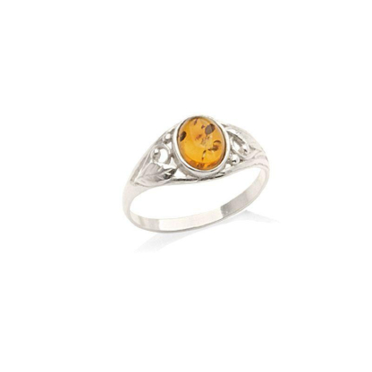 Baltık Denizi ovalinden doğal konyak kehribarlı, 925 rodyum kaplama gümüşten yapılmış yüzük
