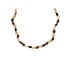 Babyketting met olijfkleurige amber, clipsluiting, lengte 32 - 33 cm