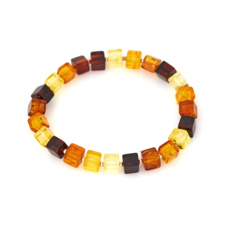 Baltık Denizi küpünden elde edilen çok renkli doğal kehribardan bileklik, uzunluk 19 cm