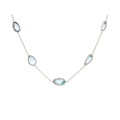 Collar con topacio azul...