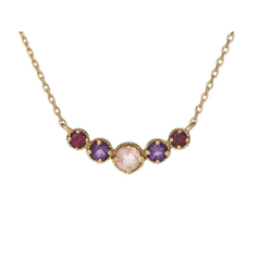 Collar con piedras...