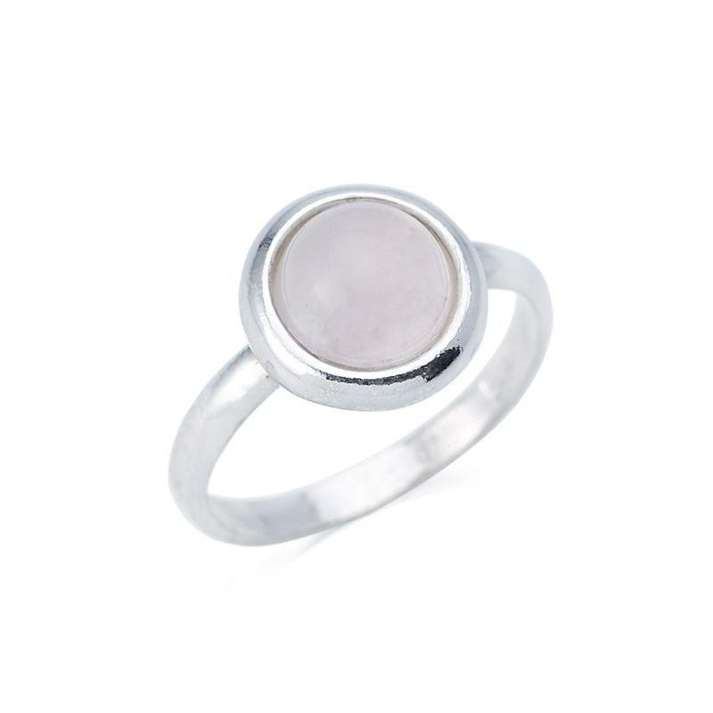 Ring met ronde natuurlijke rozenkwarts, in 925 gerhodineerd zilver