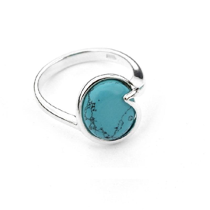 Anillo con turquesa natural reconstituida, en plata 925 rodiada