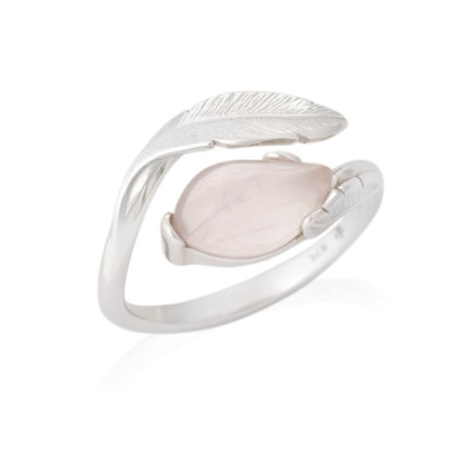 Ring met natuurlijk rozenkwarts, in 925 gerhodineerd zilver