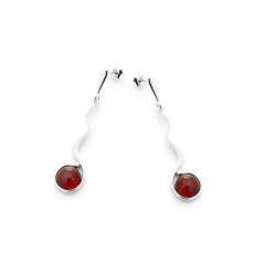 Cercei lungi cu chihlimbar...