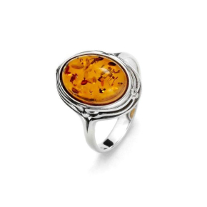 Anillo con ámbar coñac natural del Mar Báltico ovalado, de plata 925 rodiada