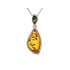 Pendentif avec ambre multicolore naturel de la mer Baltique, argent rhodié 925