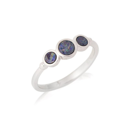 Anillo con doblete australiano redondo de ópalo azul, en plata 925 rodiada