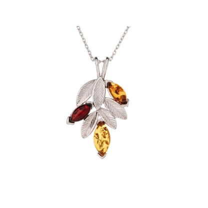 Ciondolo con navetta in ambra cognac, in argento 925 rodiato, altezza 3 cm