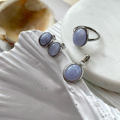 Wholesaler of jewelry and accessories - Stud earrings with natural oval blue lace agate, in rhodium-plated silver 925/1000