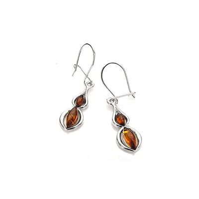 Grossiste de bijoux et d'accessoires - Boucles d'oreille longues avec ambre cognac naturel, en argent rhodié 925/1000
