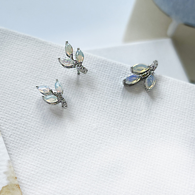 Wholesaler of jewelry and accessories - Pendant with opal and zirconium oxide, in rhodium-plated silver 925/1000, height 1.5 cm